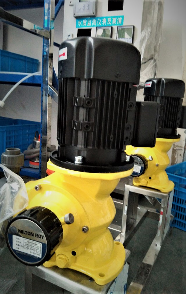 1594274238448459.jpg 3230220372_838670399-2.jpg